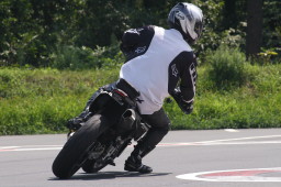 img0002.jpg