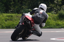 img0008.jpg
